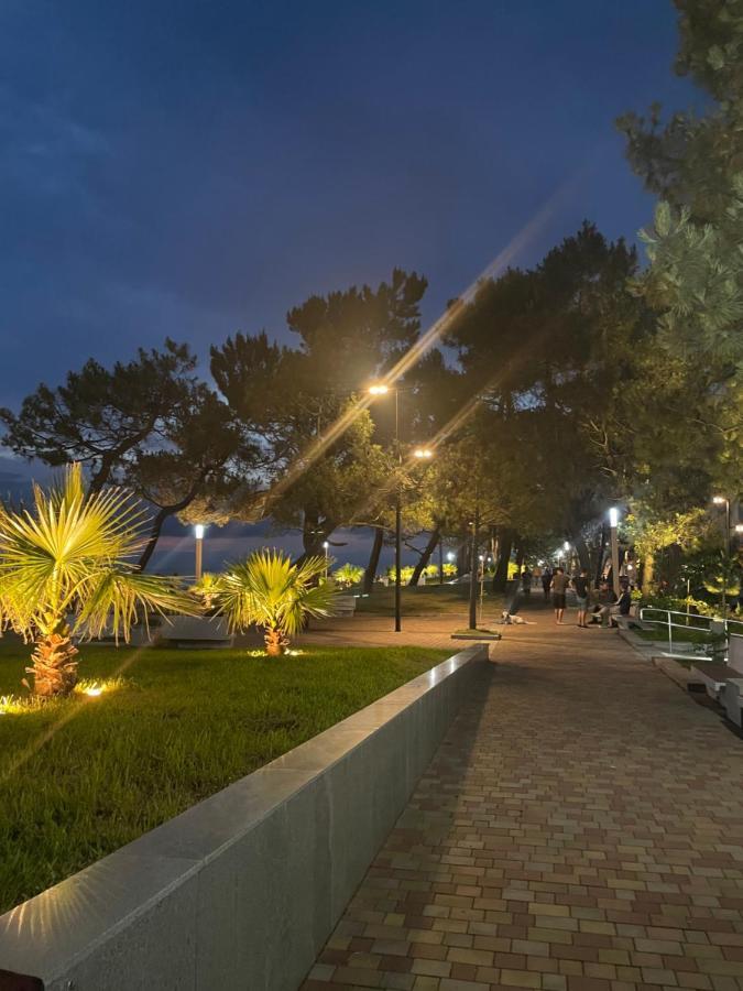 Hotel Chaika Kobuleti Exterior foto